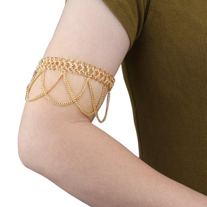 Chaîne de bras à pampilles dorées de style européen et américain, bijoux de plage pour femmes, design géométrique, chaîne de corps tendance - Product Image 2