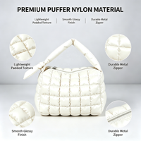 Sac à main matelassé léger et souple pour femme, petit format portable, idéal pour le quotidien, les voyages, les rendez-vous et le shopping