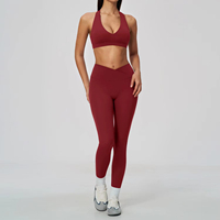 Ensemble de yoga 2 pièces pour femme : Soutien-gorge de sport dos nu à col en V et Legging de sport taille haute croisé – Tenue de sport pour la gym