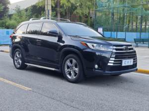YT Auto 2024 <span class=keywords><strong>Toyota</strong></span> <span class=keywords><strong>Highlander</strong></span> <span class=keywords><strong>Precio</strong></span> de Fábrica en China Vehículos Nuevos/Usados Automáticos Autos Usados <span class=keywords><strong>Toyota</strong></span> <span class=keywords><strong>Highlander</strong></span> en Venta - Product Image 3
