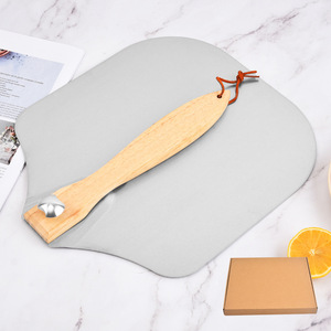 <span class=keywords><strong>Pelle</strong></span> à pizza <span class=keywords><strong>en</strong></span> aluminium de 12 pouces à manche <span class=keywords><strong>en</strong></span> <span class=keywords><strong>bois</strong></span> pliable à bas prix <span class=keywords><strong>pour</strong></span> la cuisson au <span class=keywords><strong>four</strong></span> du <span class=keywords><strong>pain</strong></span> fait maison - Product Image 3