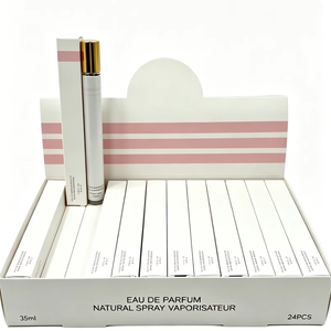 Vente en gros de parfums pour femmes en tube de 35 ml, mini vaporisateur de <span class=keywords><strong>parfum</strong></span> portable pour les voyages. - Product Image 1