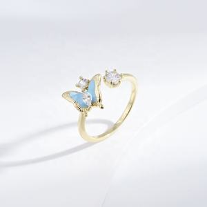 แหวนเงินแท้ 925 รูปผีเสื้อเคลือบสี ดีไซน์เก๋สำหรับฤดูร้อน แหวนผู้หญิงแบบปรับขนาดได้ ประดับพลอยหรูหรา รูปโคลเวอร์ แหวนเปิด - Product Image 1