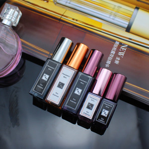 ขวดแก้วสำหรับน้ำหอมแบบพกพา ขนาด 4 มล. 7 มล. 18 มล. ทรงเหลี่ยม หัวฉีดละเอียด พร้อมฝาปิด ขวดเปล่าสำหรับใส่น้ำหอมตัวอย่าง มีสีสันให้เลือก - Product Image 1