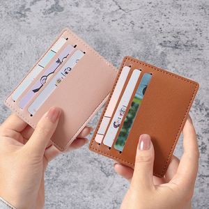 Mini tarjetero para tarjetas de visita, compacto, portátil, de cuero PU, para tarjetas de autobús y bancarias, para hombres y mujeres - Product Image 1