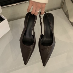 Nouvelles sandales pour femmes 2026 à talon fin, bout pointu et fermé, blanches, style coréen minimaliste, à découpes latérales, chaussures à talons hauts tendance - Product Image 3