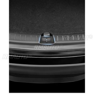 Protector de Maletero para Auto, Tira Decorativa para Puerta Trasera, Accesorios para Tesla Model Y 2019-2023 - Product Image 4