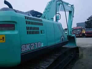Kobelco เครื่องขุดดีเซลไฮดรอลิกขนาดกลางสำหรับเครื่องยนต์สภาพการทำงานที่ดีเยี่ยมปั๊มเกียร์หลักราคาไม่แพง - Product Image 2