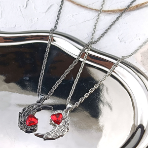 Collana con Piuma e Strass Rossi per Coppie, Gioielli Regalo per San Valentino, Pendente Angelo e <span class=keywords><strong>Diavolo</strong></span> per Uomo e Donna - Product Image 5
