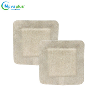 Vendaje adhesivo elástico no tejido NovaPlus de 10x10cm para heridas, articulaciones, rodillas y codos - Product Image 1