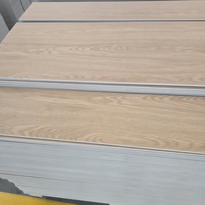 Pavimento <span class=keywords><strong>in</strong></span> Vinile SPC di Alta Qualità, Sistema a Incastro, Antiscivolo, Rivestimento UV, Impermeabile per Uso Residenziale e Commerciale Interno - Product Image 1