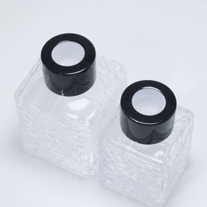 Wholesale Small Volume 50ml <b>Reed</b> <b>Diffuser</b> with Square Glass Bottle - Product Image 2