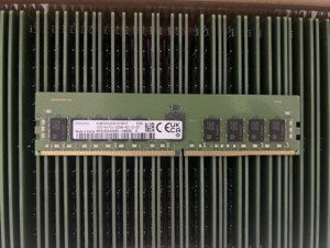 Módulo de Memoria de Servidor Original de 16GB 1RX4 3200 ECC REG RDIMM - Product Image 3