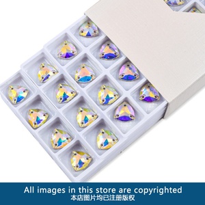 OLeeya K9 Strass à coudre, forme triangle large, perles de cristal AB, vente en gros, strass non thermocollants pour justaucorps et robes - Product Image 2