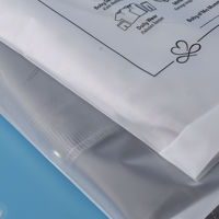 Personnalisé Votre Propre Logo Pochettes Recyclées Vêtements Givrés Ziplock Expédition Vêtements Sac D'emballage Sacs En Plastique Zipper Poly