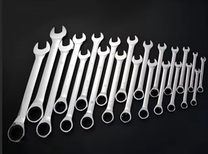 Jeu de clés à douille métriques réglables de 8 à 19mm avec étui Kit d'outils à main en acier Cr-V durable pour <span class=keywords><strong>garage</strong></span> à domicile comprenant une clé de taille de 17mm - Product Image 4