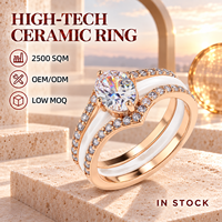 Bague en céramique blanche avec double sangle en acier doré rose, centre et pavé en zircon transparent, cadeau de mariage, vente en gros OEM ODM