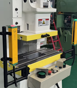 Presse à tuyaux hydraulique pour le cintrage, le sertissage et l'assemblage de raccords, pour la <span class=keywords><strong>plomberie</strong></span> et le traitement des tubes industriels - Product Image 4