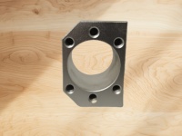 Machine-outil robotisée CNC QIANRUI pour usinage de pièces en alliage d'aluminium et d'acier, robuste, durable, légère et hautement adaptable, garantie 1 an