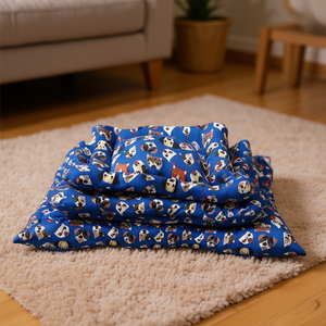 Set di Quattro Tappetini per Cani con Fondo Antiscivolo Quadrato e Motivo, Eleganti Lettini per Animali Domestici - Product Image 3