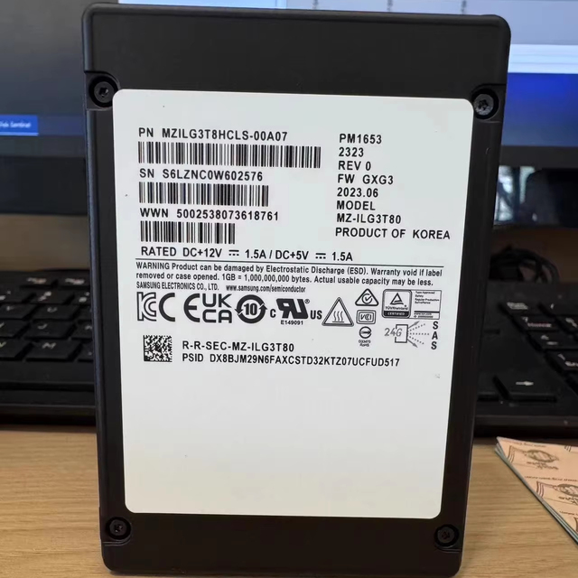 Pulled 3.84TB SAS Enterprise SSD MZILG3T8HCLS-00A07 Tested Working