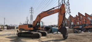 Nueva Excavadora de Orugas Develon DX220LCA 2N de 22 Toneladas con Motor DL06, Ahorradora de Combustible, Tren de Rodaje LC de Servicio Pesado, Lista para Exportación a Sudán - Product Image 6