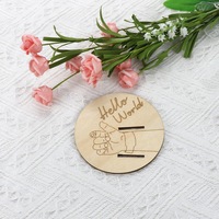 Bracelet pendentif rond en bois gravé, commémoratif de la naissance d'un bébé, fabriqué en Chine, pour anniversaire, pleine lune, remise de diplôme, mariage