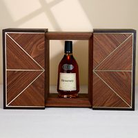Boîte à vin de vodka à double porte de luxe Boîte cadeau en bois laqué rectangulaire à fente unique faite à la main avec logo personnalisé