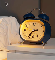 Jam Alarm Logam Lonceng Kembar Kreatif Jam Bangun Tidur Anak-anak Pelajar Jam Alarm Samping Tempat Tidur Senyap Kamar Tidur Ornamen Meja