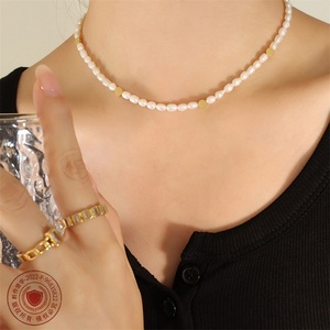 สร้อยคอจี้ทรงกลมสแตนเลสชุบทองแฟชั่นเครื่องประดับส่วนบุคคล - Product Image 4