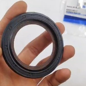 Sello de aceite delantero del cigüeñal 12585673 para Hummer H2 Cadillac Escalade, pieza de repuesto de fluororubber - Product Image 1