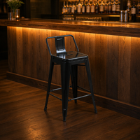 Tabouret de bar industriel robuste en acier thermolaqué à dossier bas avec repose-pieds pour îlot de cuisine, bar ou café