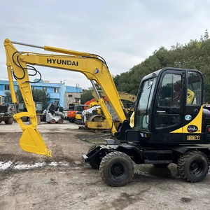 Excavadora de segunda mano HYUNDAI 60W de 6 toneladas, la mejor calidad, con pocas horas de uso y al precio más bajo en oferta. - Product Image 1