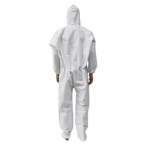 Combinaison de sécurité jetable Junlong certifiée ISO13485, imperméable, anti-coupure, antistatique, tailles S-5XL pour la vente en gros - Product Image 2