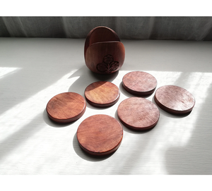 Hermosos posavasos de madera de teca de estilo vintage, juego de seis para tazas de café y té con textura de madera natural de la India - Product Image 5