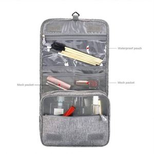 Sac de toilette portable en polyester cationique gris sur mesure, sac de maquillage imperméable pour homme avec logo - Product Image 4