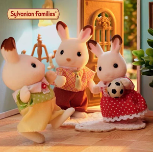 Calico Critters <span class=keywords><strong>Sylvanian</strong></span> Families - Famille de lapins chocolatés - Personnages de lapins floqués - Ensemble complet de figurines de famille - Product Image 3