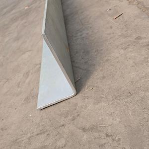 Cavalletes Angulares Galvanizados Estándar Australianos para Aberturas <span class=keywords><strong>de</strong></span> Puertas y Ventanas - Product Image 5