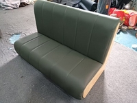Ensemble de mobilier commercial pour café, hôtel, restaurant : banquette sectionnelle en similicuir PU pour desserts et table en contreplaqué