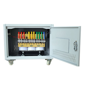 Transformador Autoacoplado Trifásico SG-10KVA 15KVA 20KVA 25KVA 30KVA, Salida 200v/208v/220V, Entrada 440v/380v/415v/480V, 50Hz - Product Image 1