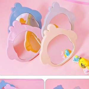 Mini miroir de dessin animé mignon pour enfants, miroir de maquillage portable à main, utilisation en voyage - Product Image 5