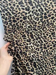 2025年特注竹モダール軽量ショール ソフトベラプリント織ビスコースレオパードプリント無地ヒジャブスカーフ - Product Image 6