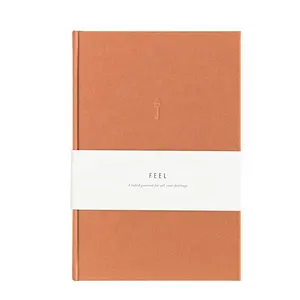 Benutzer definierte Folie Logo Leinen Stoff Hardcover Eco Notebooks gefüttert A5 Journal Gold Wirbelsäule Wieder verwendbarer orange Stoff Planer mit Bauch band