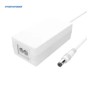 Adaptador Frontpower 5V 3.5a 9V 12V 1A 2A adaptador de corriente tipo escritorio blanco negro con EN62368/61558 para cámara CCTV