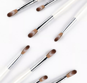 Pinceau à ongles en acrylique 100% Kolinsky avec manche en bois blanc pour la pose d'extensions en poudre acrylique, disponible en différentes tailles - Product Image 4