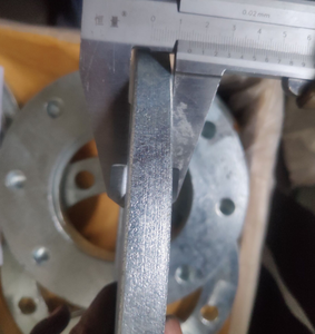 من المصنع مباشرة من النوع 04 من الفولاذ الكربوني b PN40 <span class=keywords><strong>DN80</strong></span> DN100 DN125 شفة صفيحة مع لحام من المصنع - Product Image 3