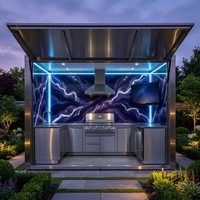 Innovadora Estación de Cocina Modular para Exteriores con Cubierta Abatible Motorizada, Acero Inoxidable, Moderna, Resistente a la Intemperie, para Patio o Sala de Estar