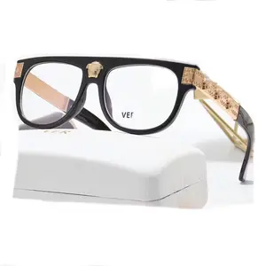 Light Shade Glasses XC114 Großhandel Designer Luxus Brillen rahmen Frauen