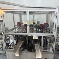Machine d'assemblage automatique 6 stations 220V pour pompe à crème cosmétique, idéale pour l'emballage de flacons de crème de soin et de produits cosmétiques