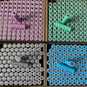 更换电动自行车用原装21700 P45B P42A锂离子电池INR21700 <span class=keywords><strong>3</strong></span>.6V <span class=keywords><strong>3</strong></span>.7V 4400毫安时35A 45A - Product Image 6